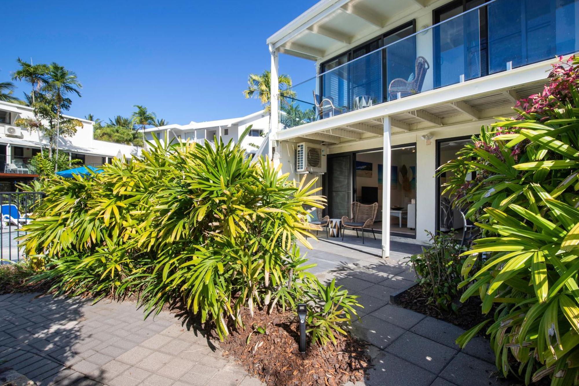 Retreat Serene - Poolside On The Esplanade * Port Douglas