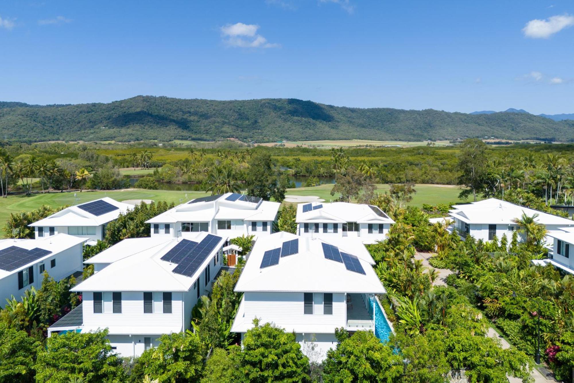 Escape Port Douglas