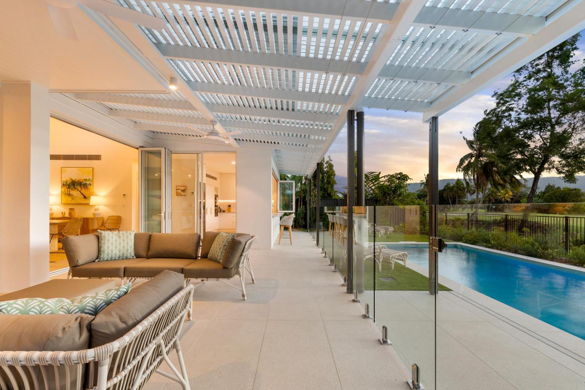 Escape * Port Douglas