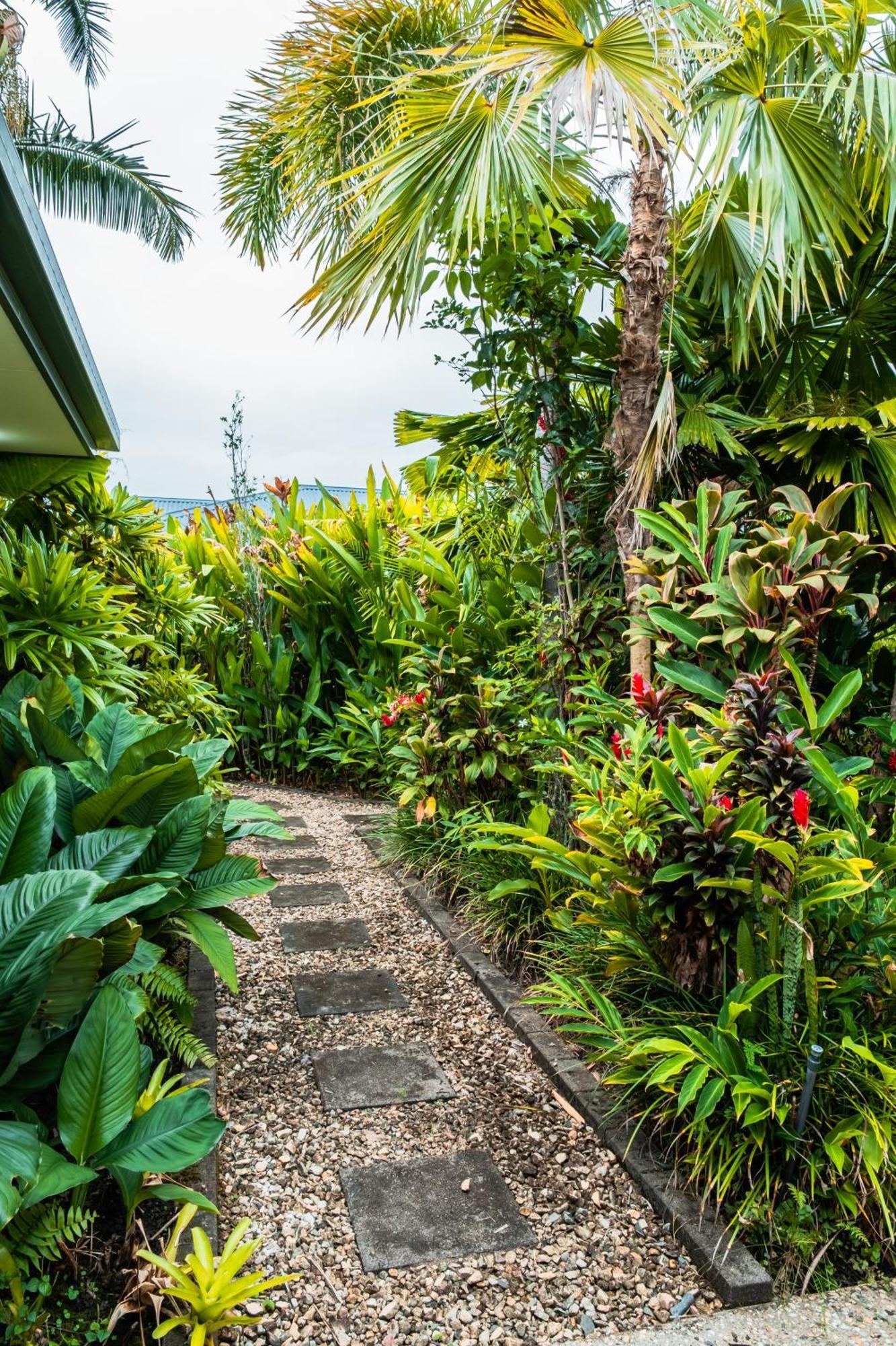 Holiday home Chez Brolga
