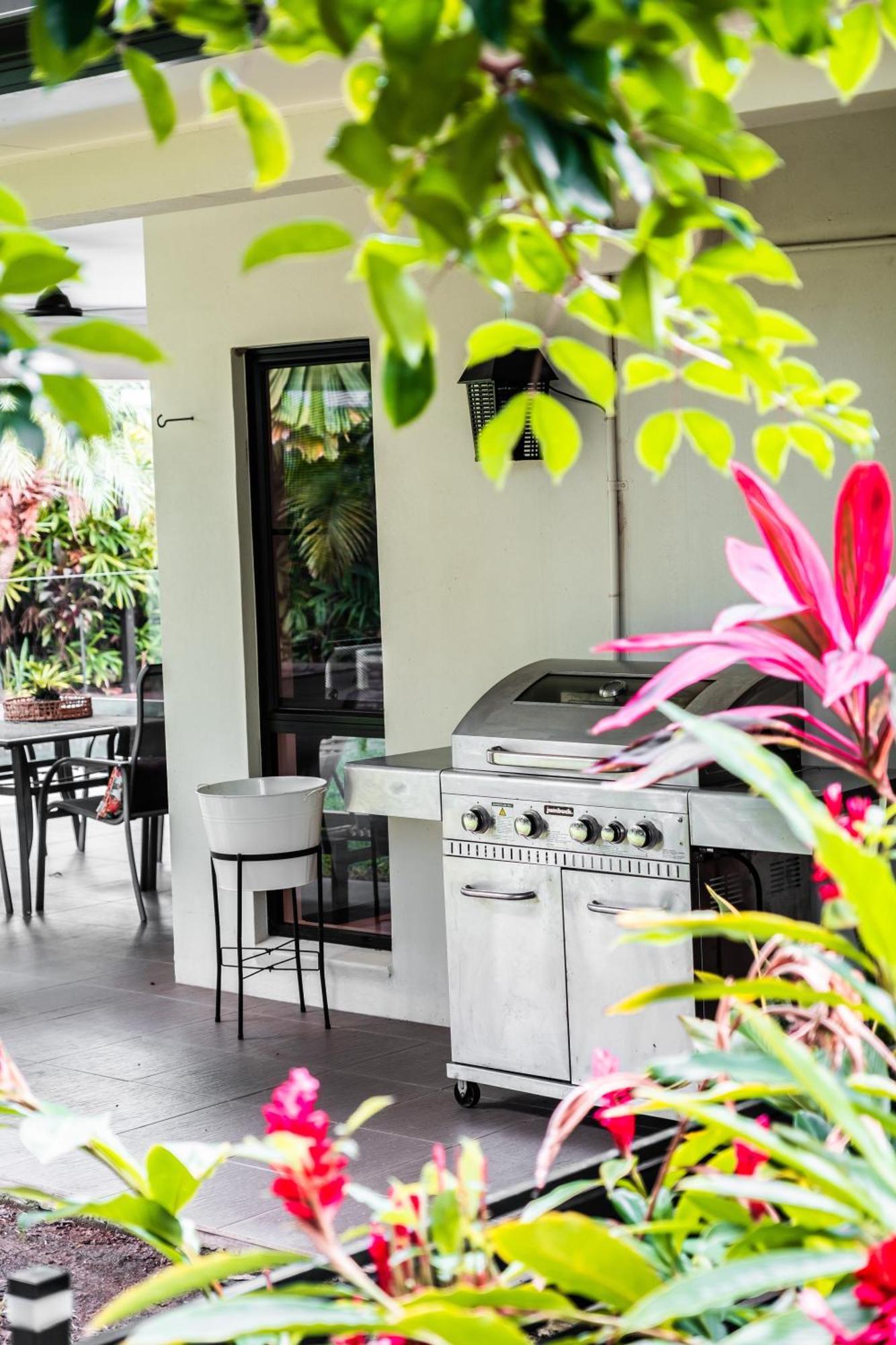 Holiday home Chez Brolga