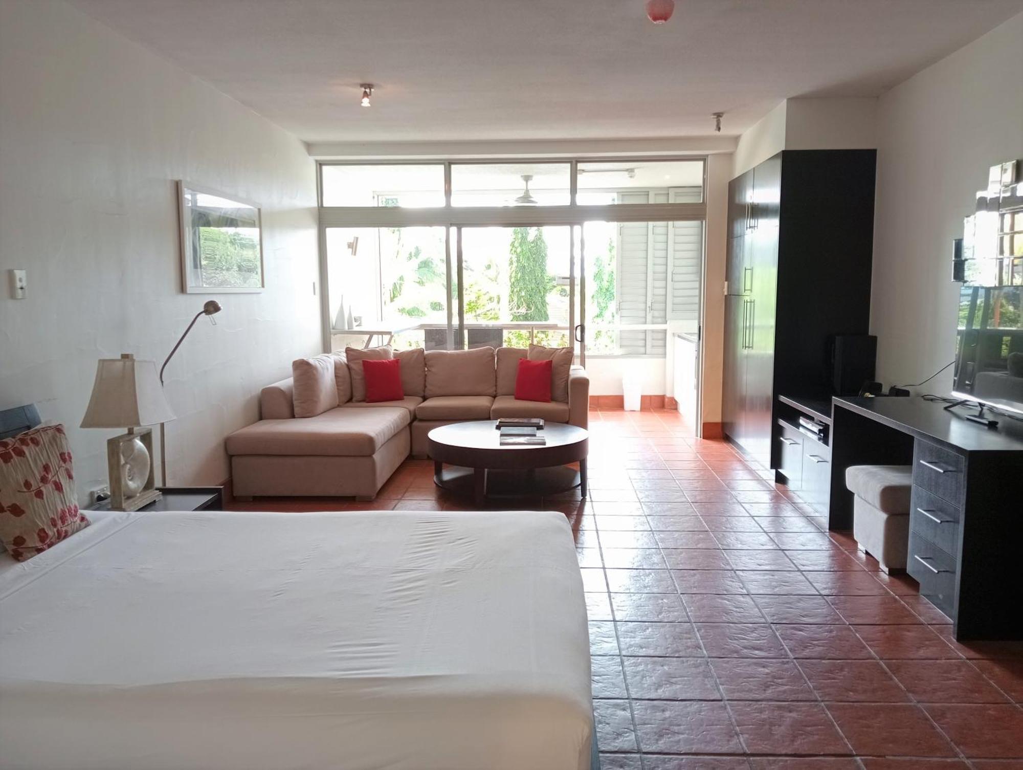 Club Tropical - Official Onsite Reception & Check In 4*