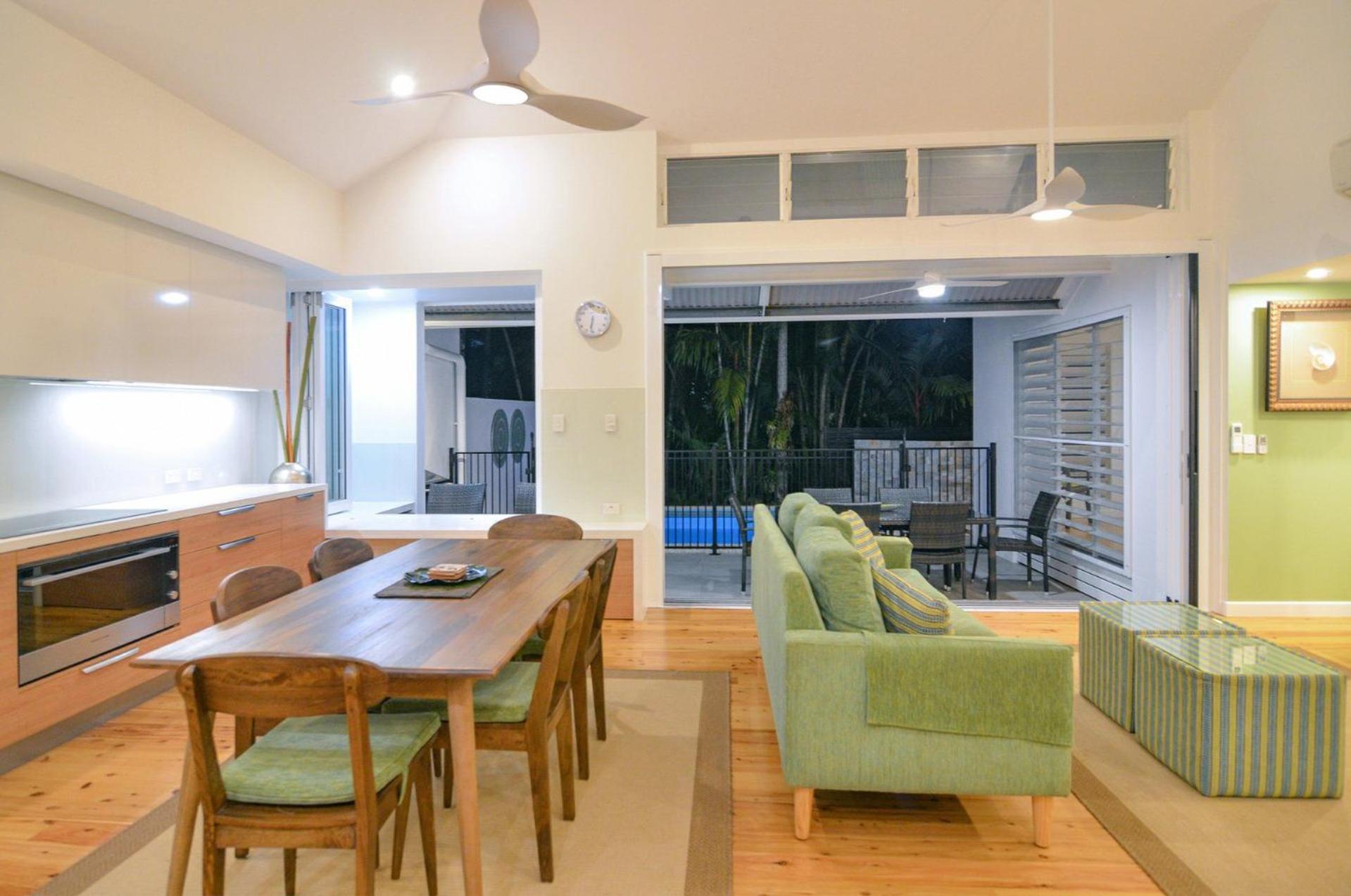 5 Holiday home *