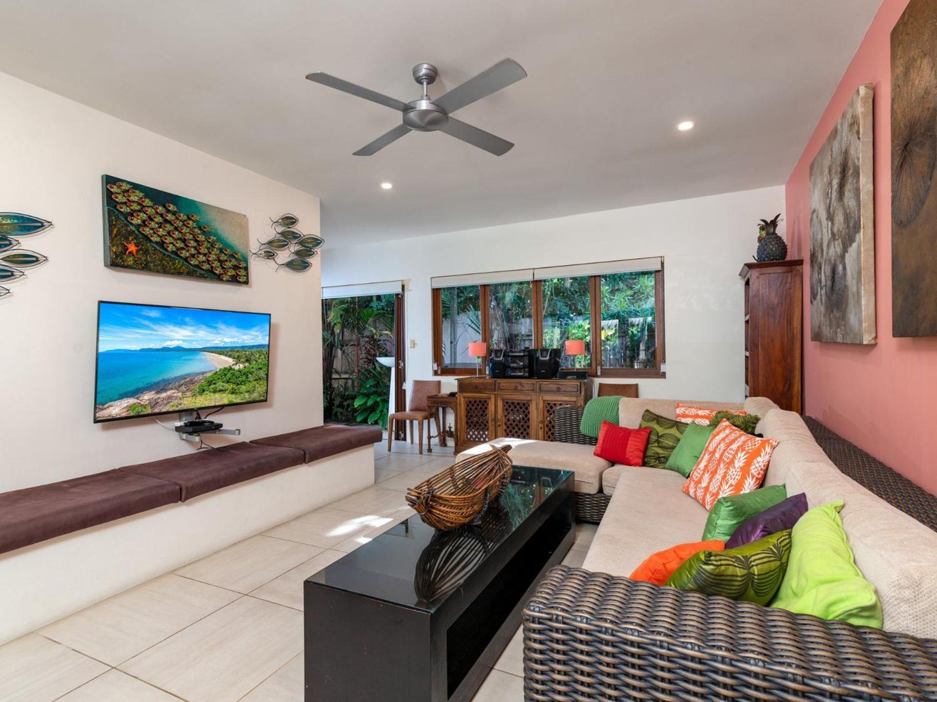 Holiday home Oasis Beachfront Mirage