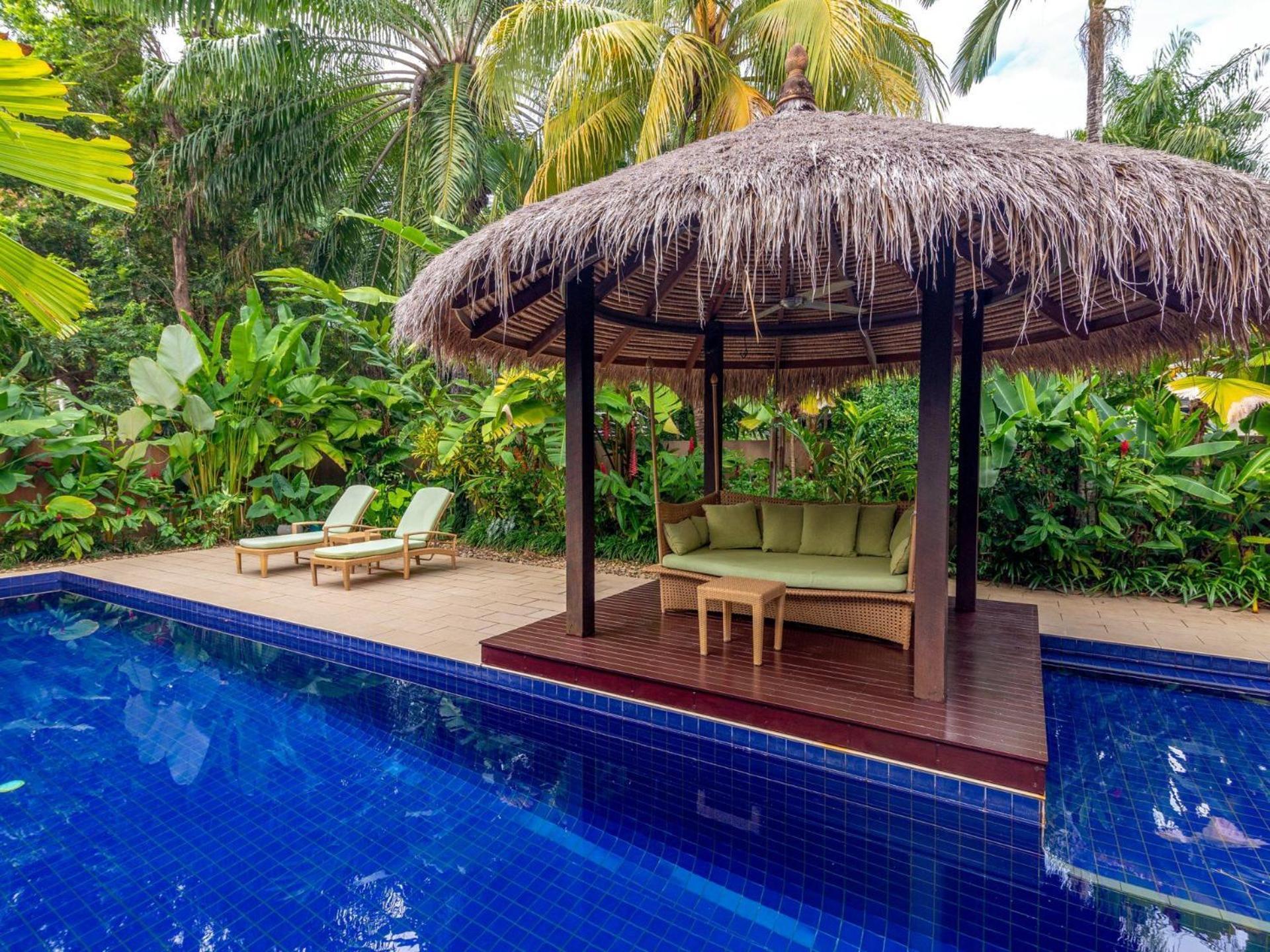 Oasis Beachfront Mirage *