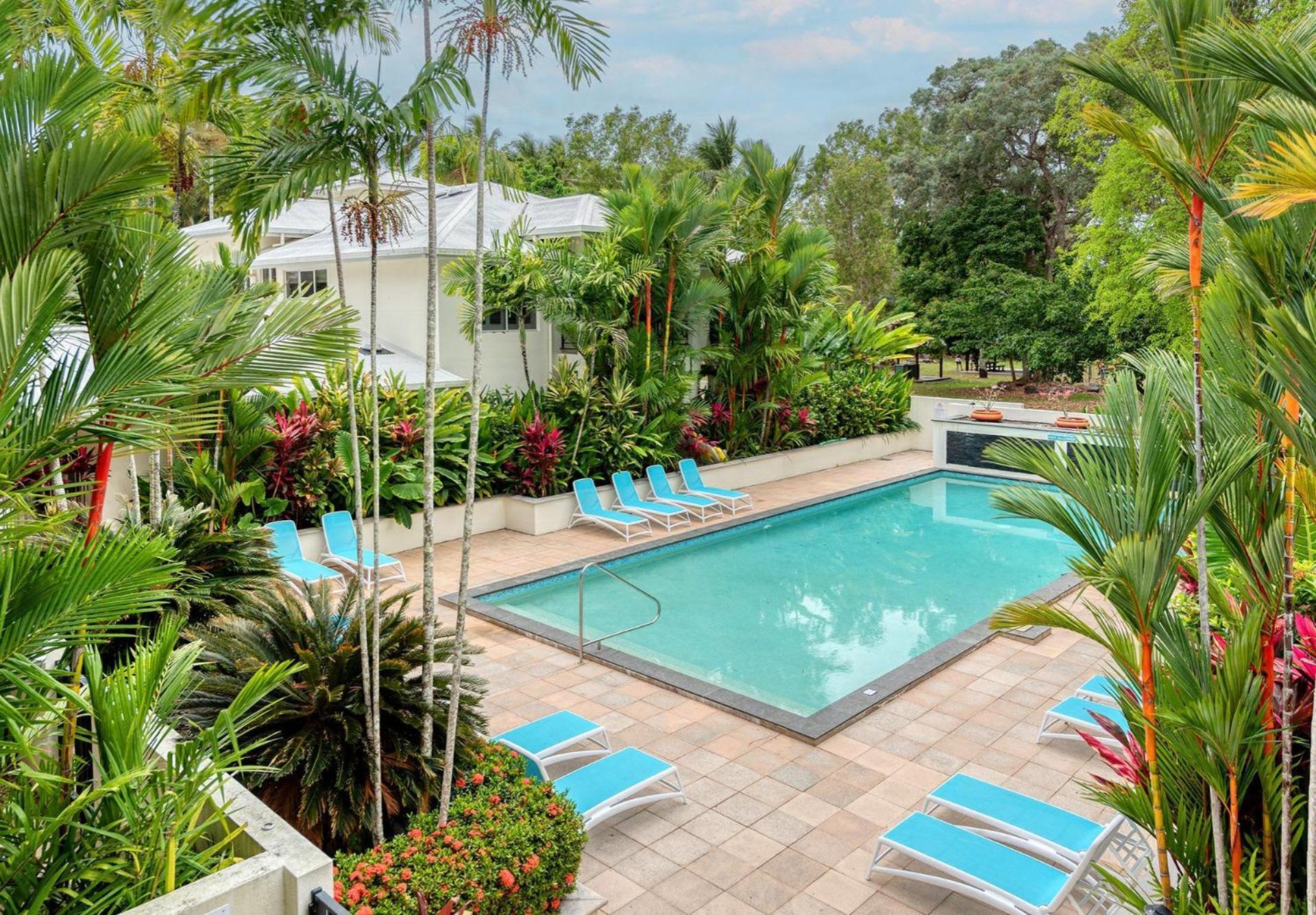 7 Plantation House *