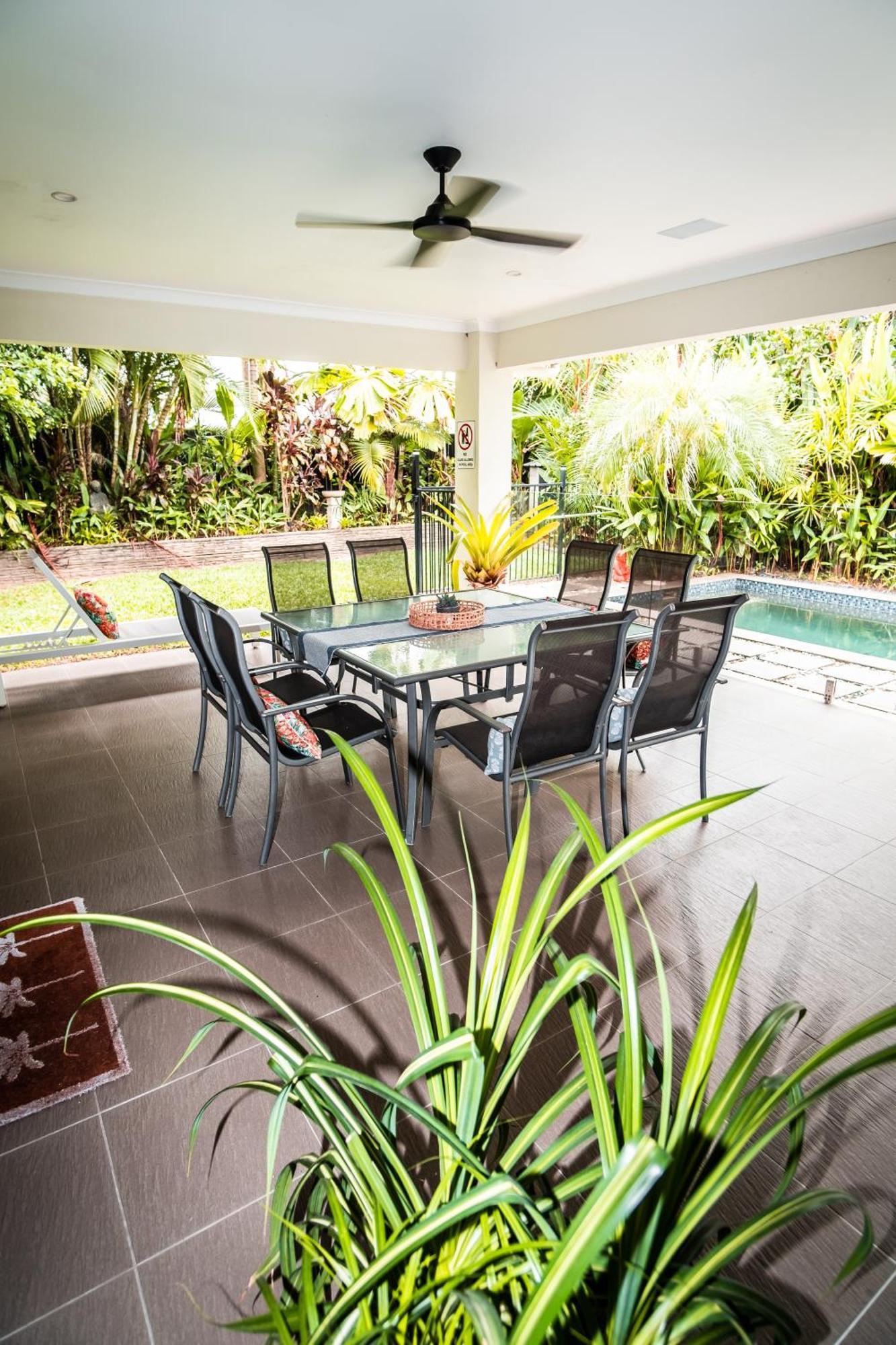 Chez Brolga * Port Douglas