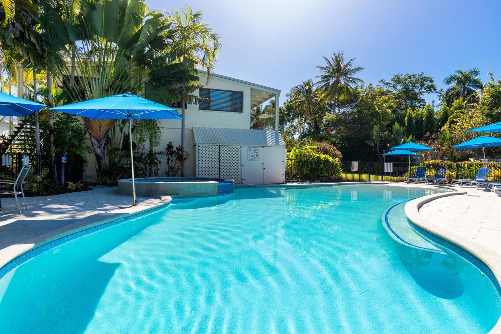 Apartment Retreat Serene - Poolside On The Esplanade