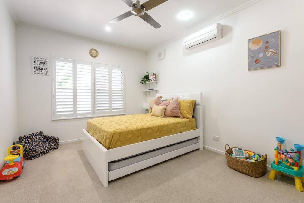 Holiday home The White House - 5 Bedrooms Close To Town & Port Douglas