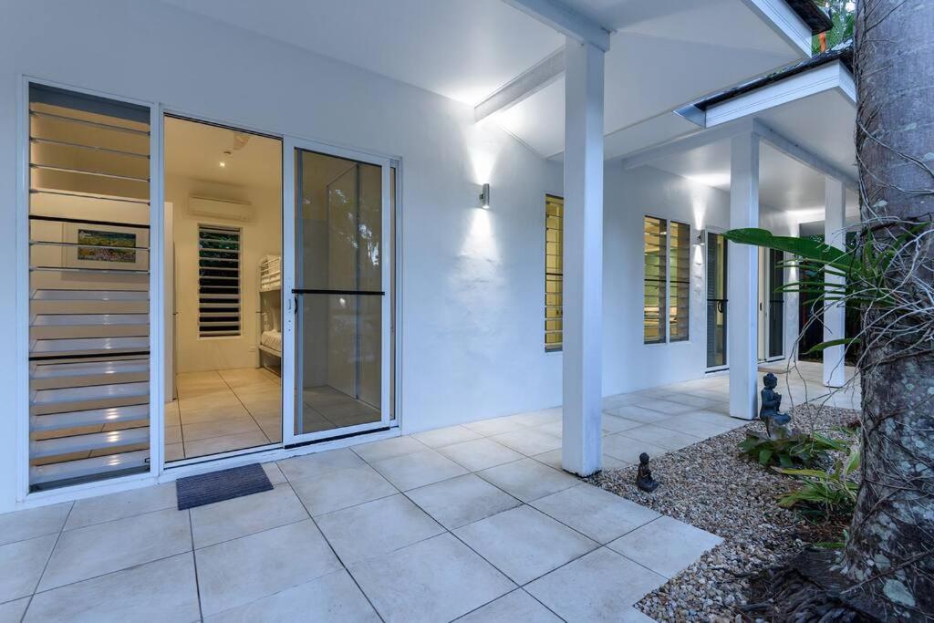 Syreon - 3 Bedroom House Close To The