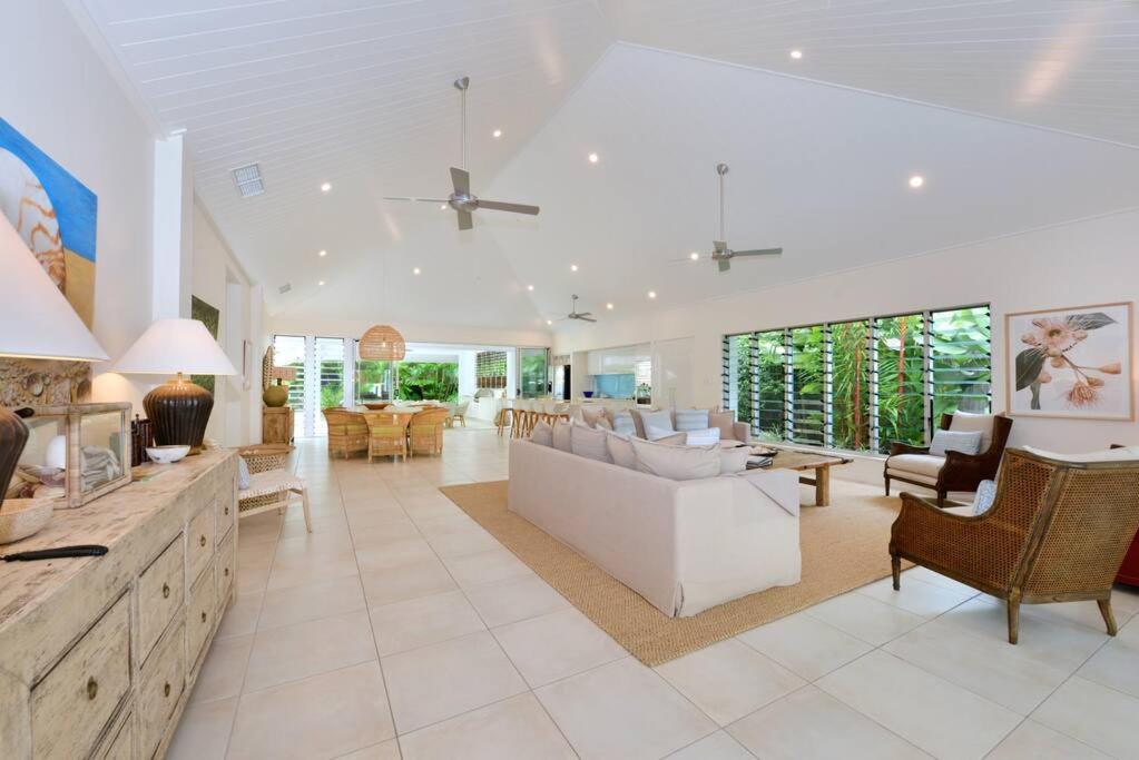 Holiday home 29 Beachfront Mirage - 4 Bedroom Luxury House Port Douglas