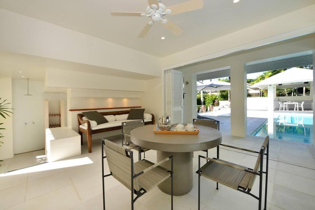 Holiday home Anjea - Luxury 5 Bedroom By The *