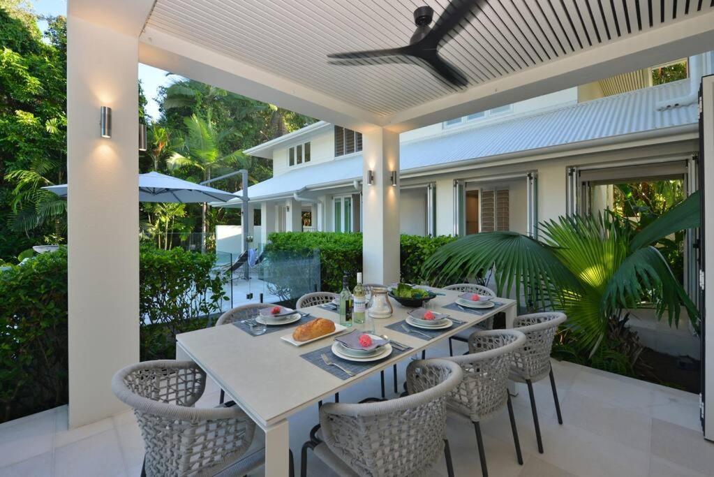 Anjea - Luxury 5 Bedroom By The Port Douglas