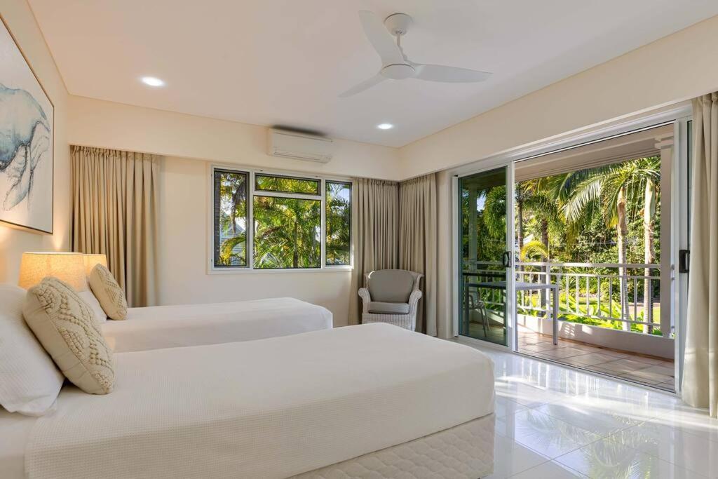 17 Solander Blvd - Beachside Sleeps 14 Guests Port Douglas