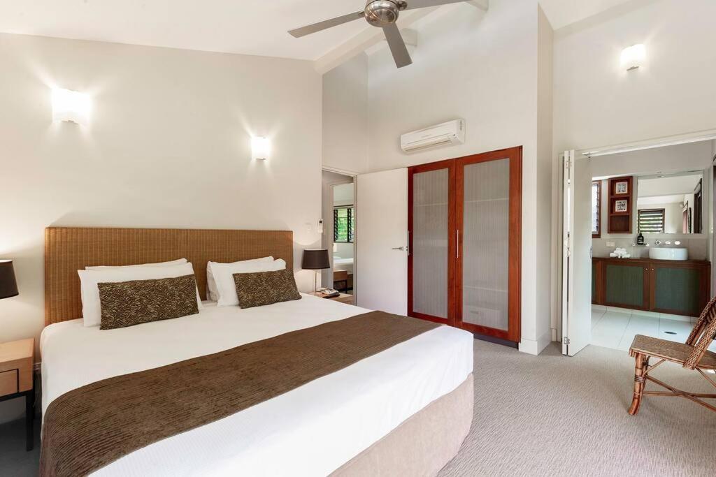 Leilani Melia - Stylish 3 Bedroom On Four Mile Port Douglas