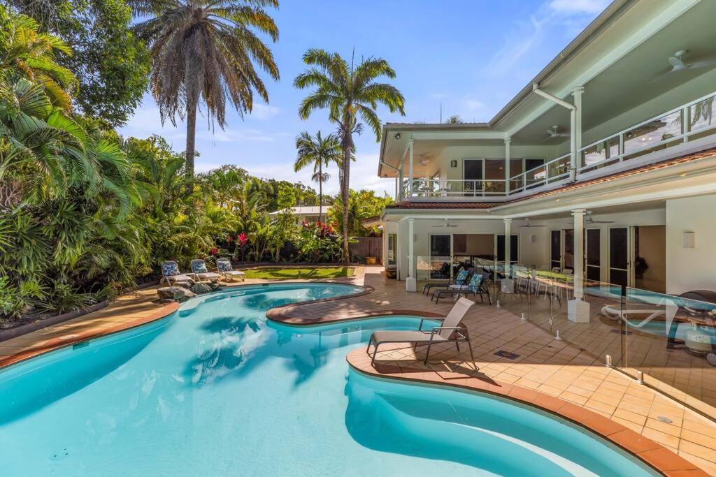 17 Solander Blvd - Beachside Sleeps 14 Guests
