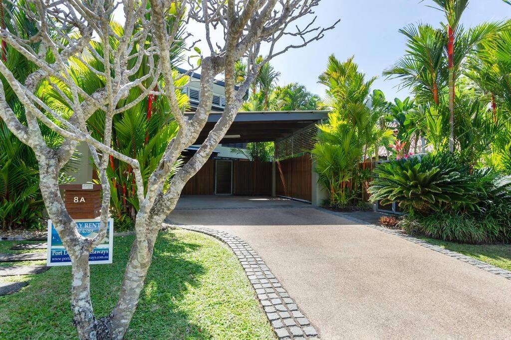 Leilani Melia - Stylish 3 Bedroom On Four Mile Villa *