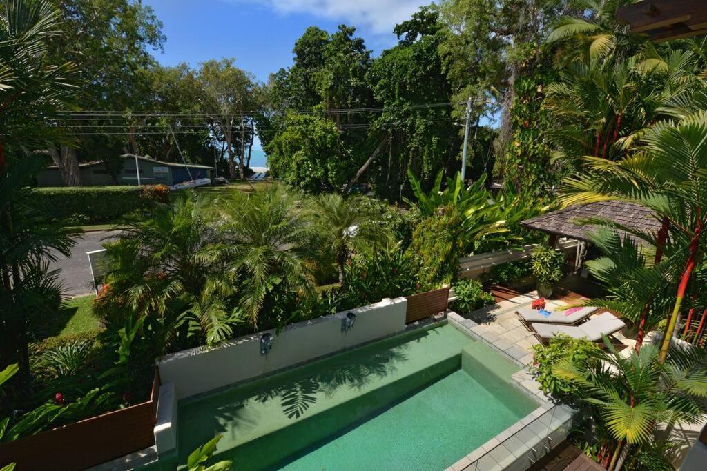 Solander Sunrise - The Perfect Location Villa Port Douglas