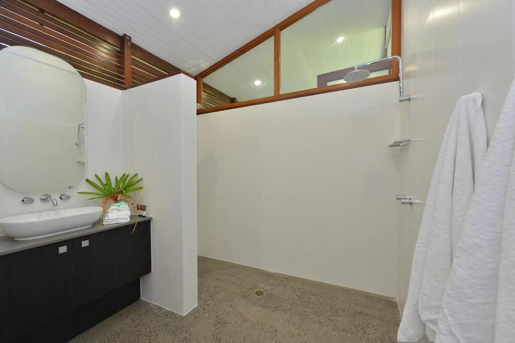 Villa 1/48 Garrick Street - House Close To Town Port Douglas