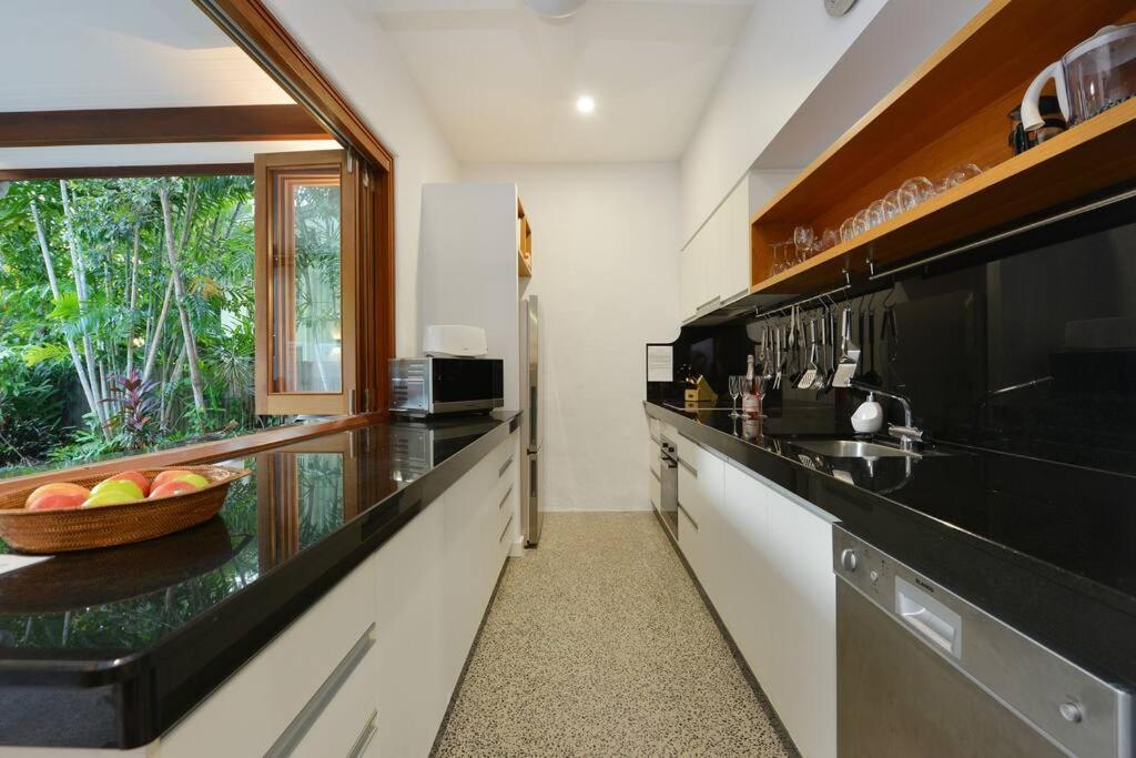 1/48 Garrick Street - House Close To Town Villa *