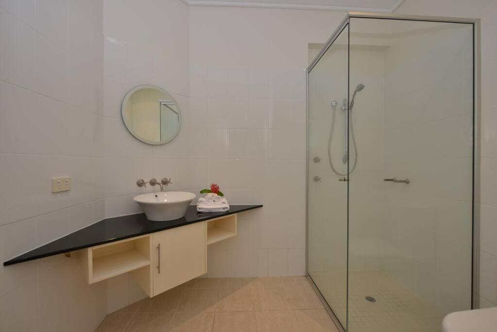 Holiday home Plantation House - Private 4 Bedroom Beachfront Retreat Port Douglas