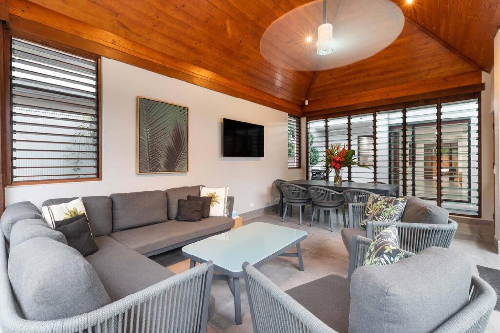Villa Willow On Garrick *
