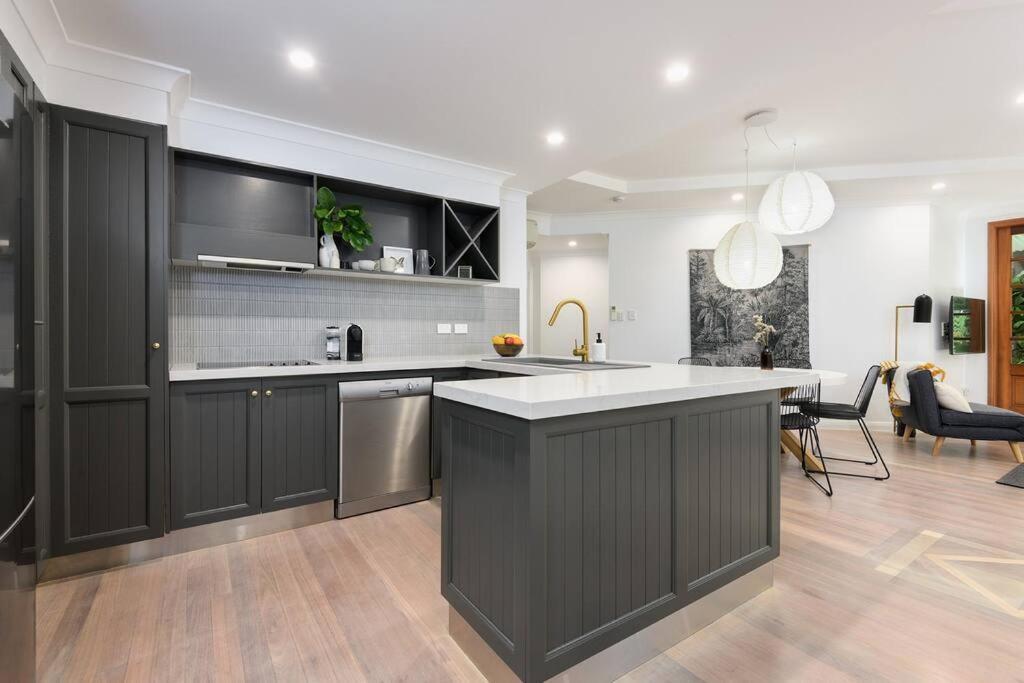 Apartment The Point No.3 - Executive 3 Bedroom In Town *