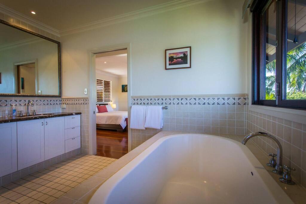 22 Ruby Close - Lakeside In Holiday home *