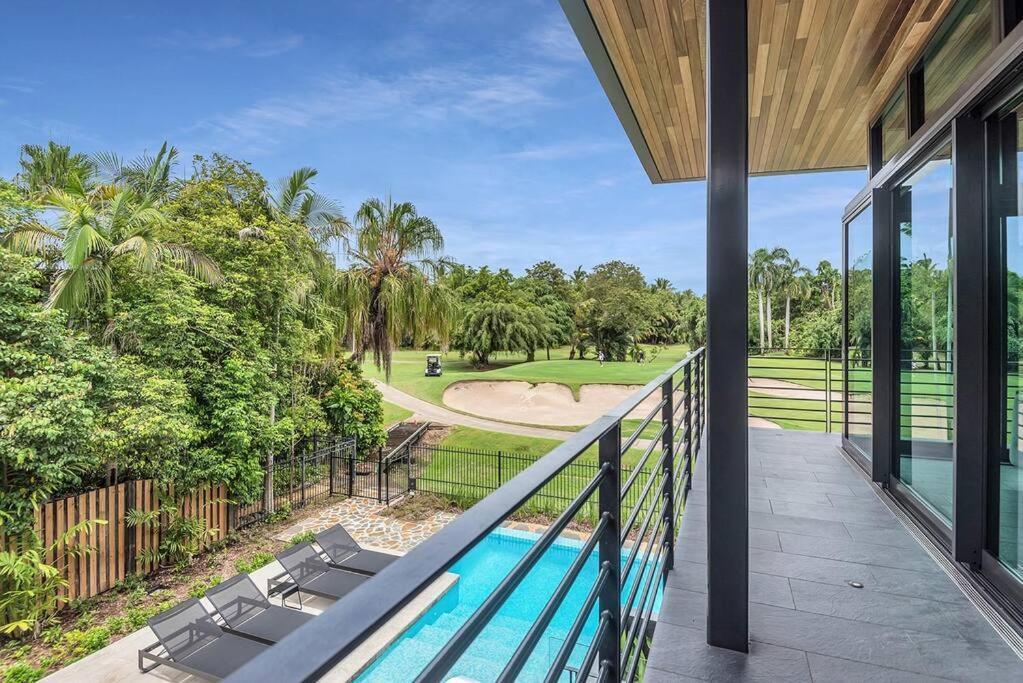 8 Beachfront Mirage