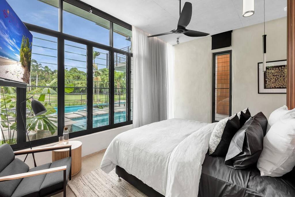 Holiday home 8 Beachfront Mirage Port Douglas