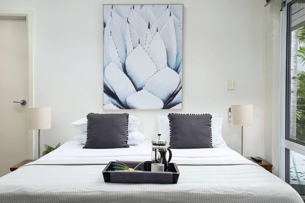 Indirah On The - A Spacious Beachfront * Port Douglas