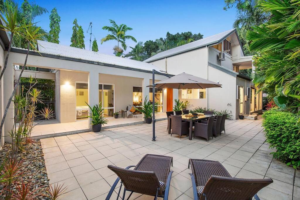 Holiday home Indirah On The - A Spacious Beachfront *
