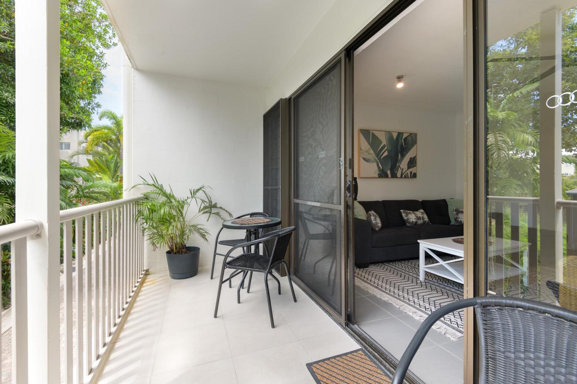 Unit 4 @ Tropical Reef Apartment Port Douglas