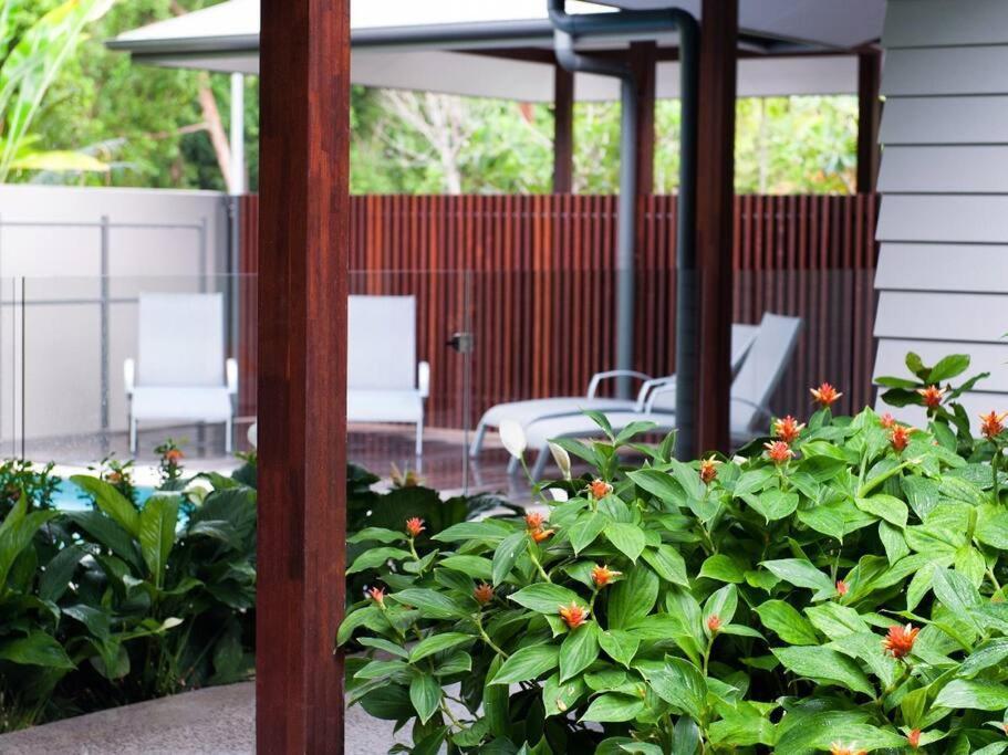 11 - Luxury 5 Bedroom Across From The Port Douglas