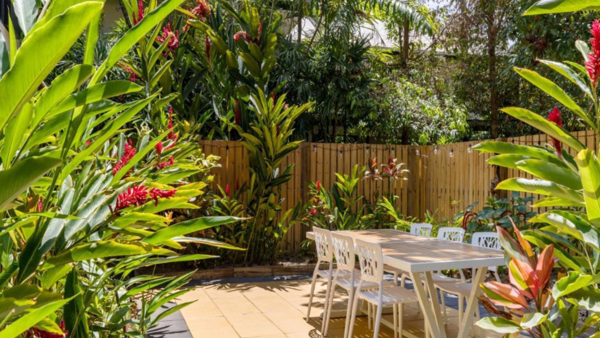 7 Thornton - St Crispins *