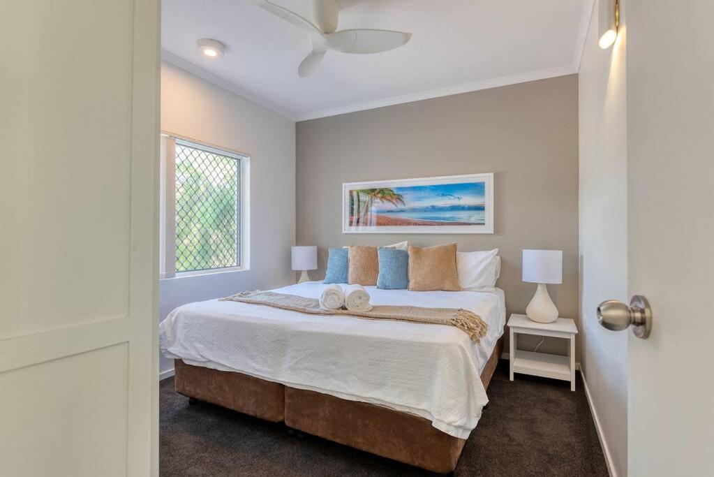 Tropical Nites Executive Townhouse Apartment