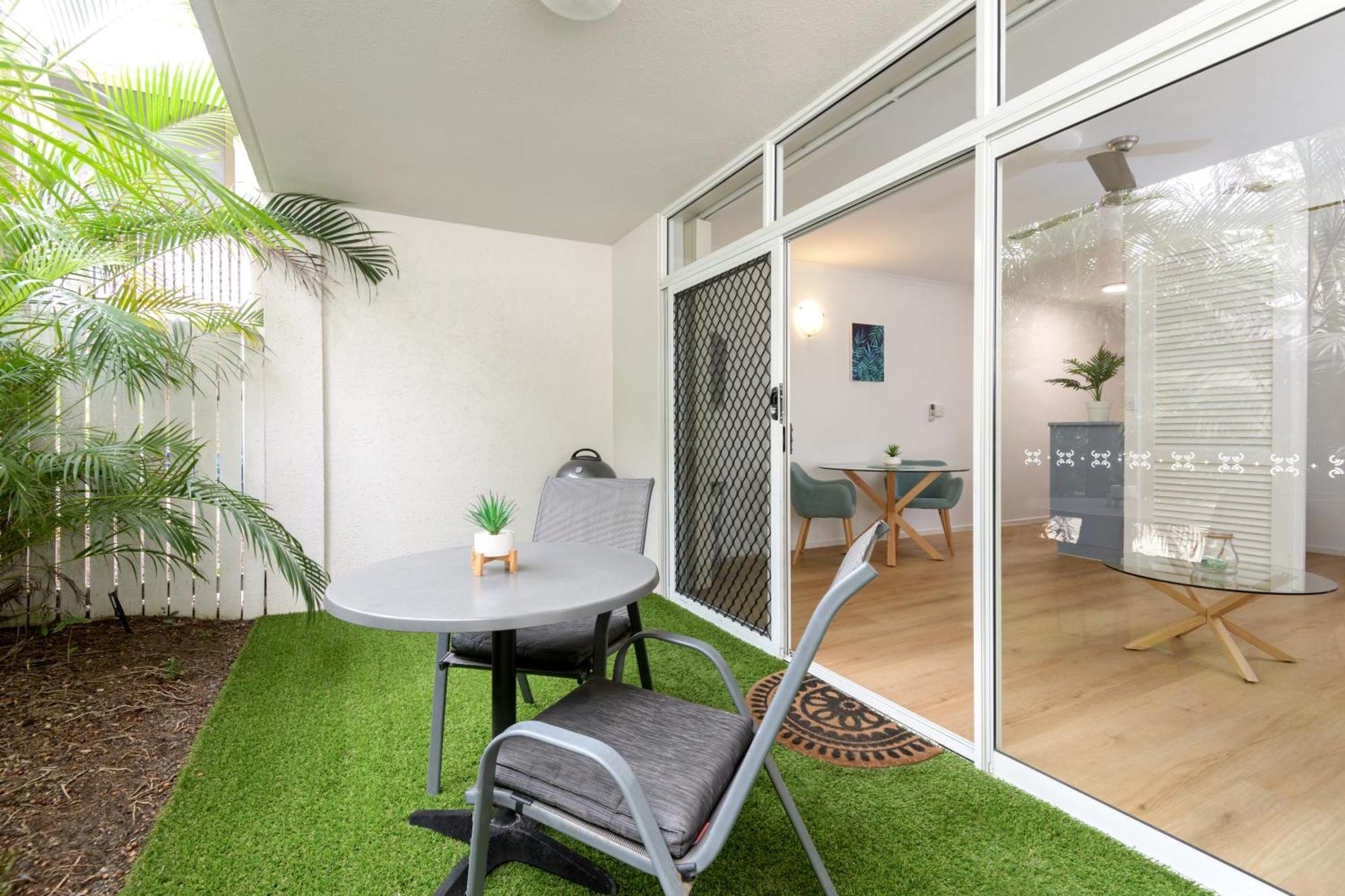 1 Bedroom @ Palm #2 *