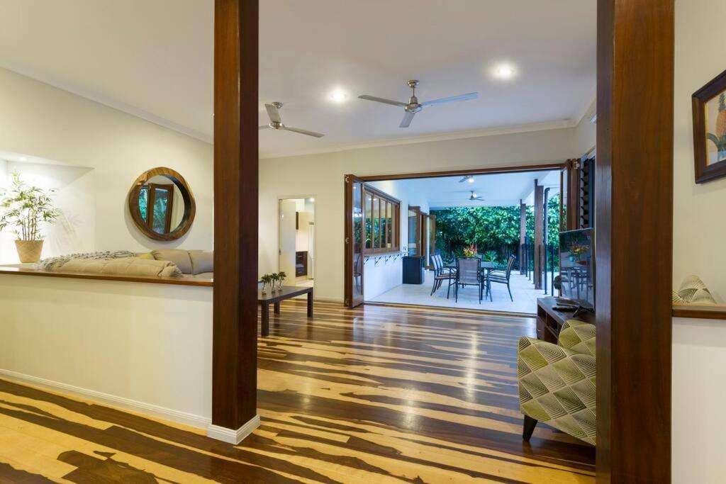 Holiday home Footsteps To Four Mile - Port Douglas
