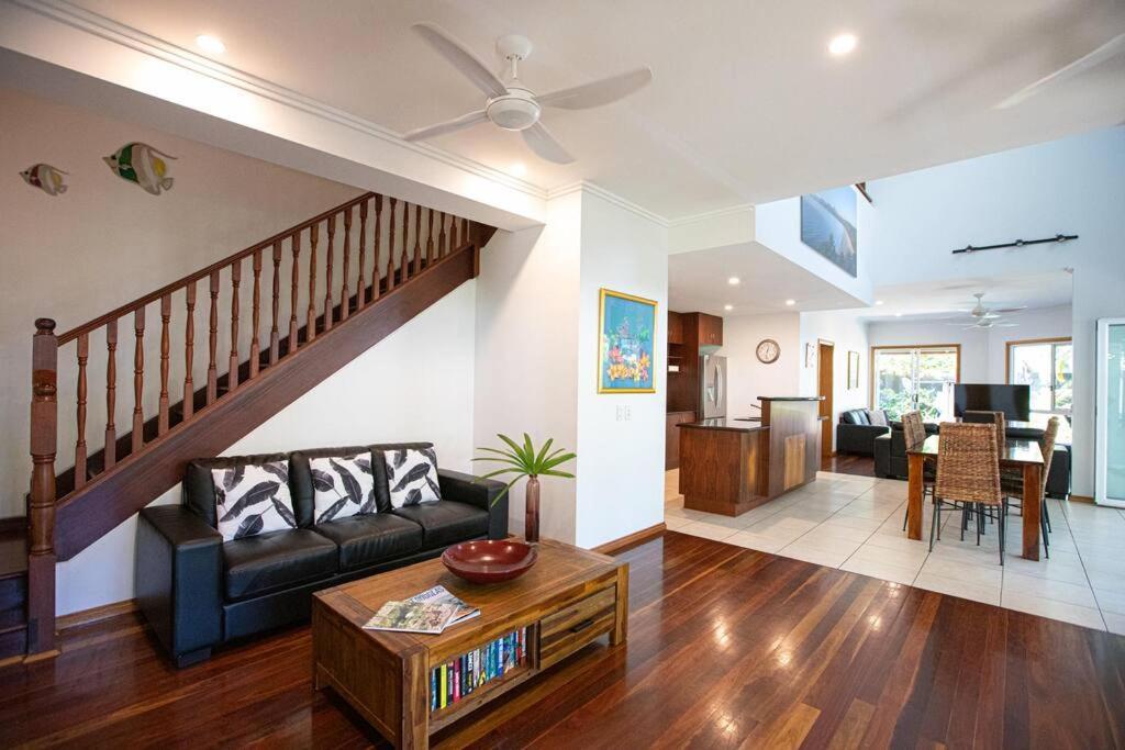 Four Mile Retreat Villa Port Douglas