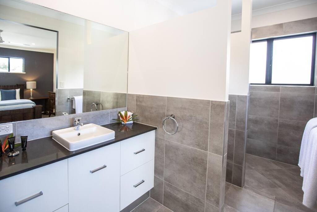 Holiday home Cowrie House