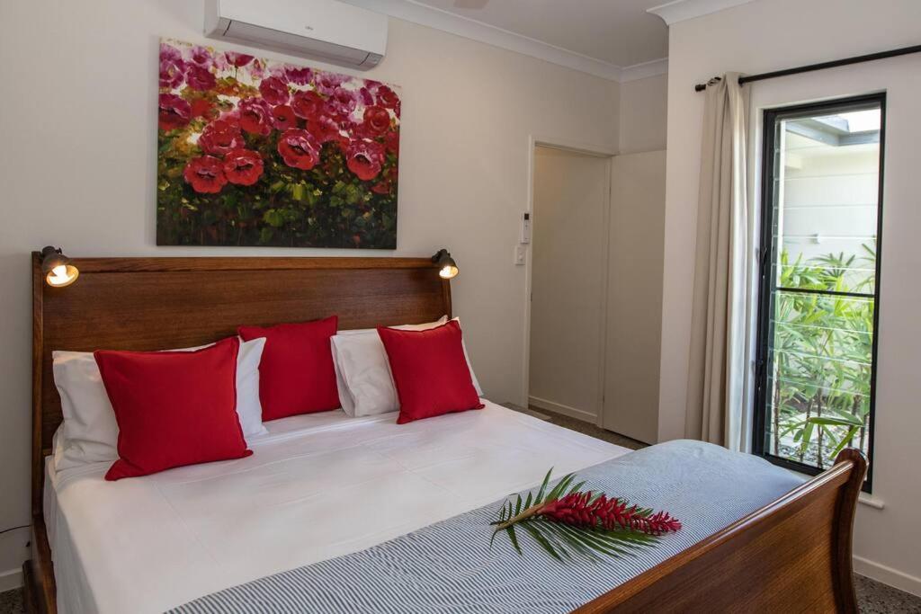 Holiday home Cowrie House
