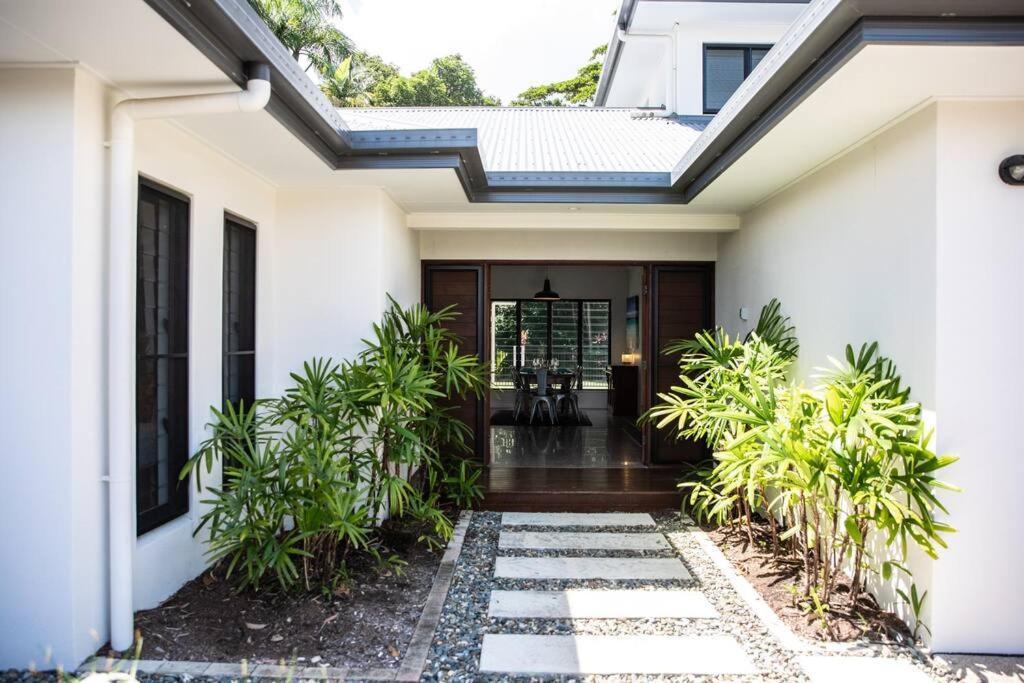 Cowrie House Port Douglas