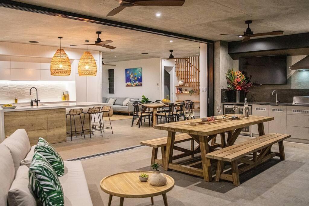 Pousada Azure - Luxurious & Modern