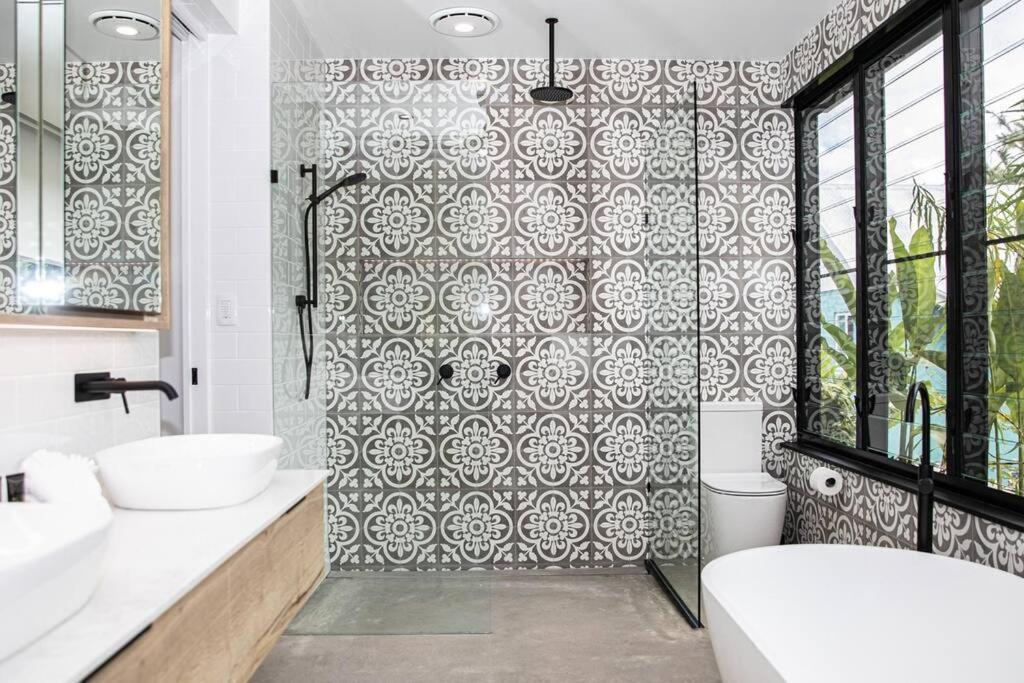 Azure - Luxurious & Modern * Port Douglas