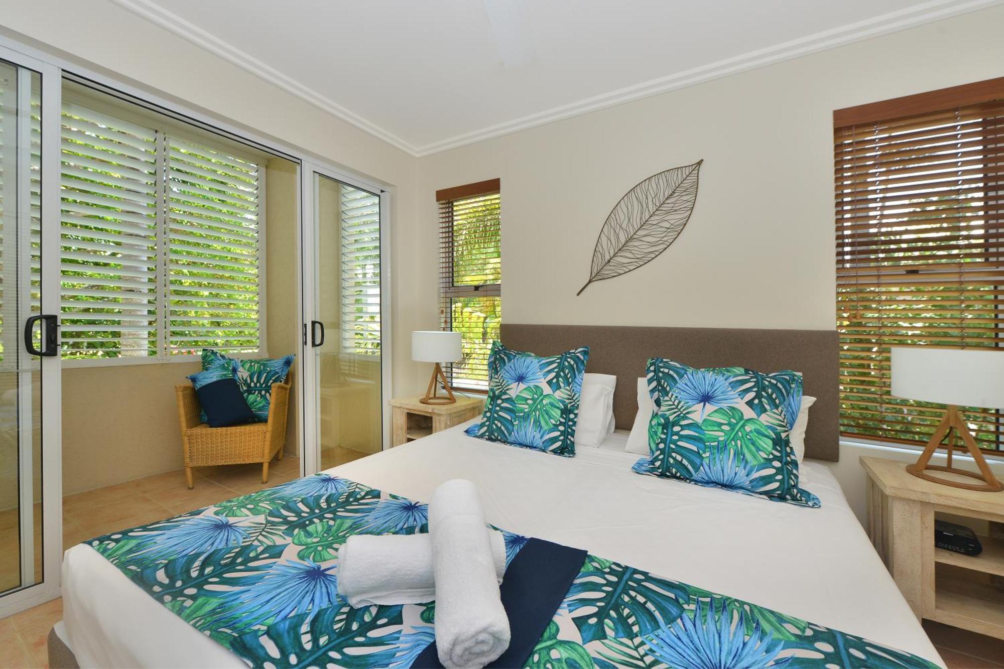 Cayman Resort