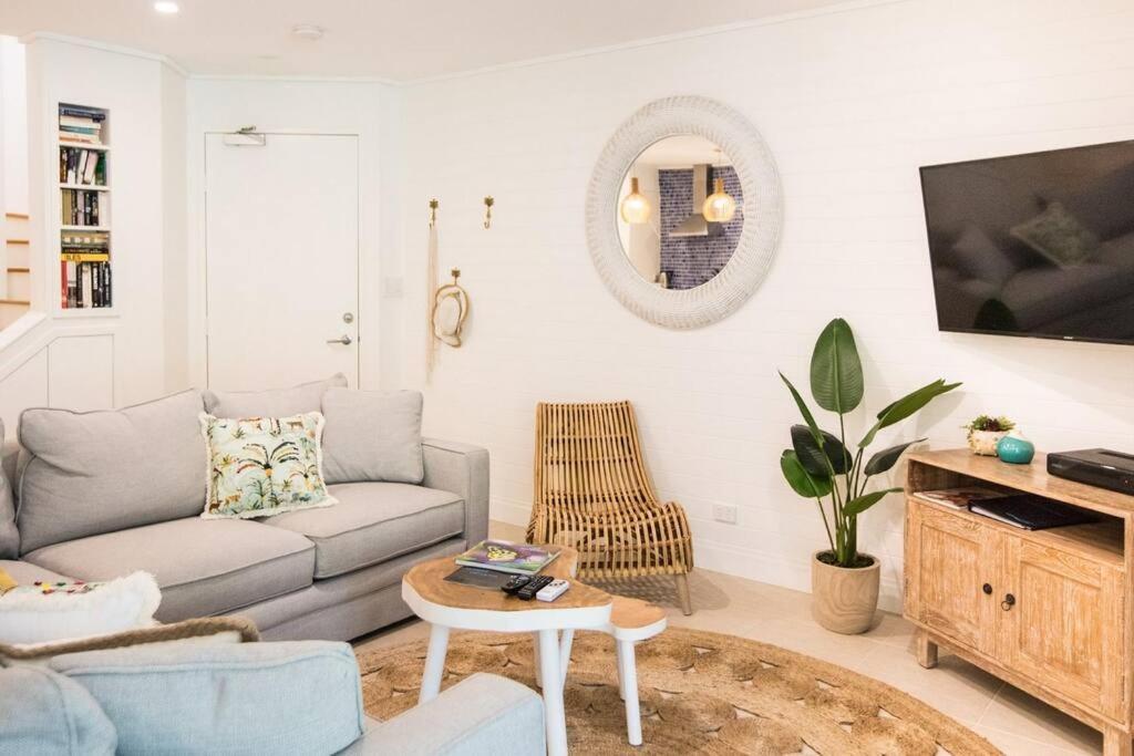 Amaroo - Absolute Beachfront * Port Douglas