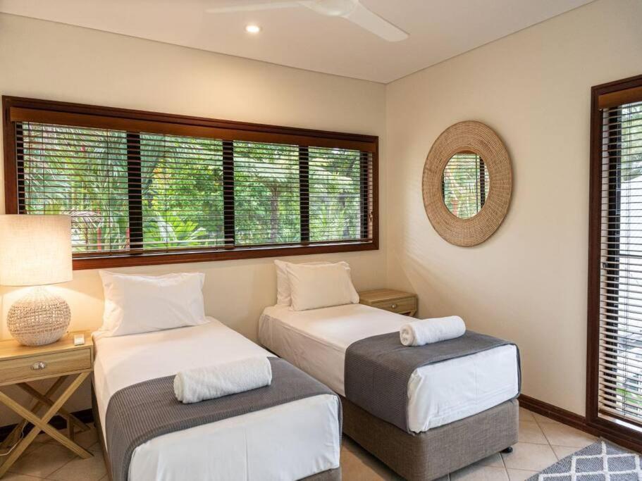 25 Solander Boulevard - Seashells, Holiday home Port Douglas