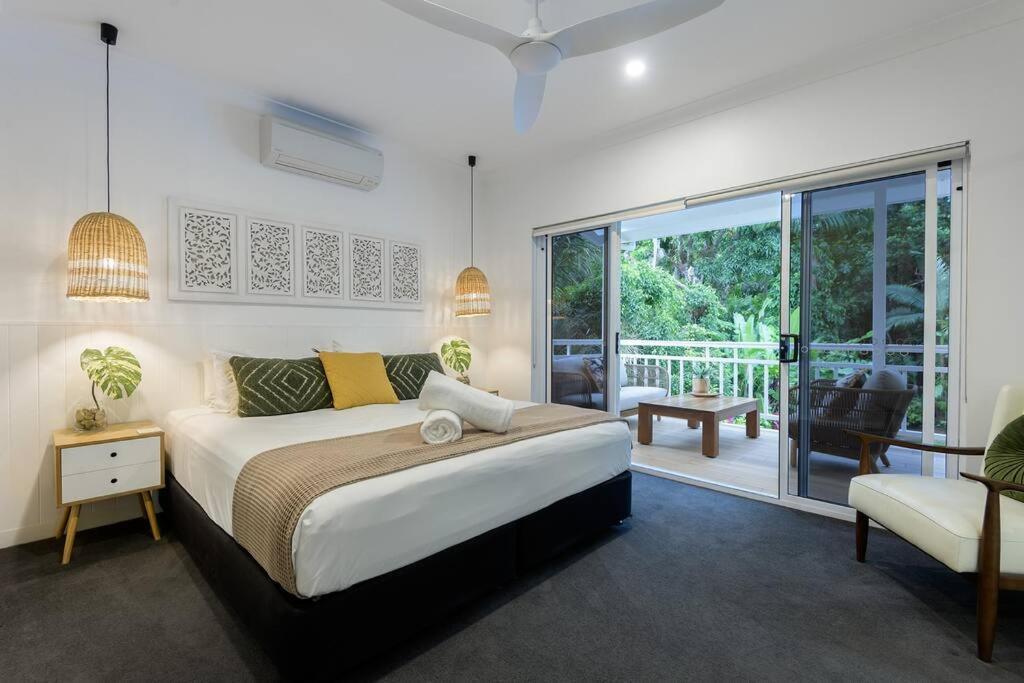 Paradise Palms - Holiday home