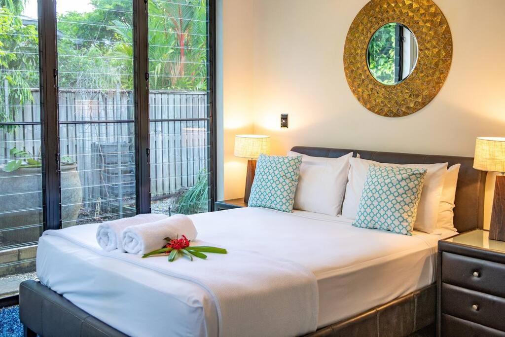 Tranquility By The - Luxury Holiday home *