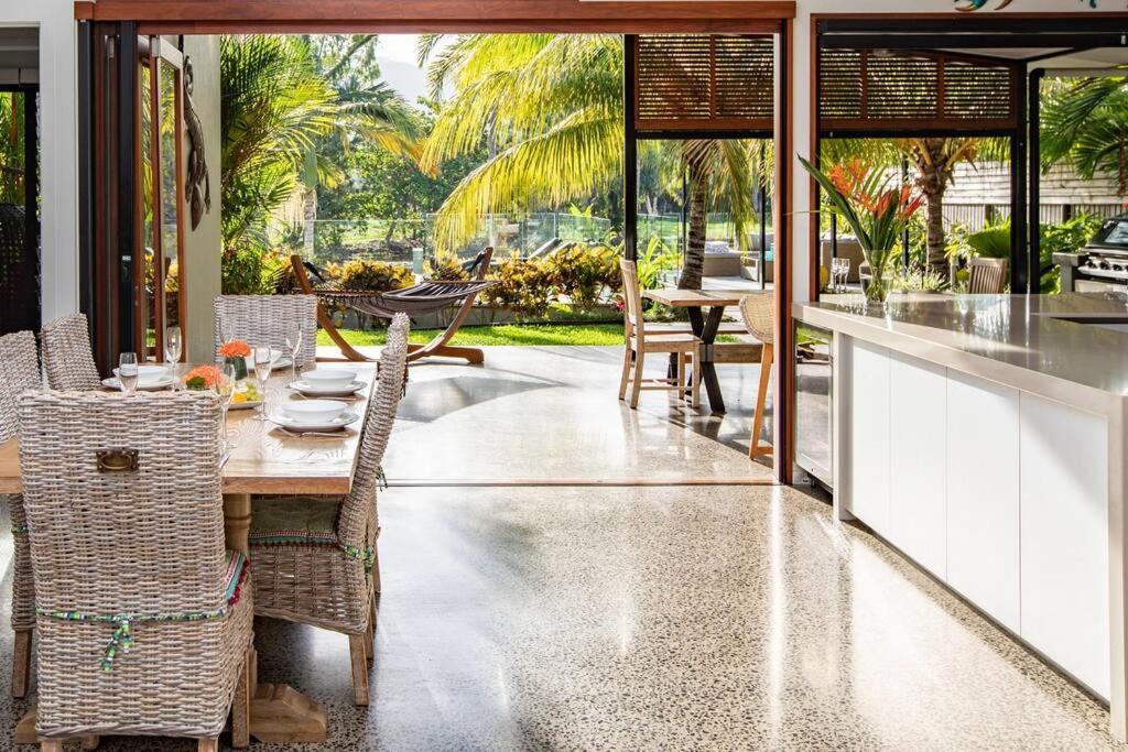 Tranquility By The - Luxury Port Douglas